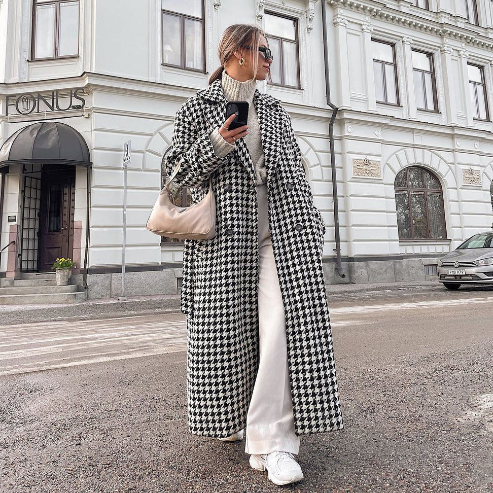 The Esme Houndstooth Coat