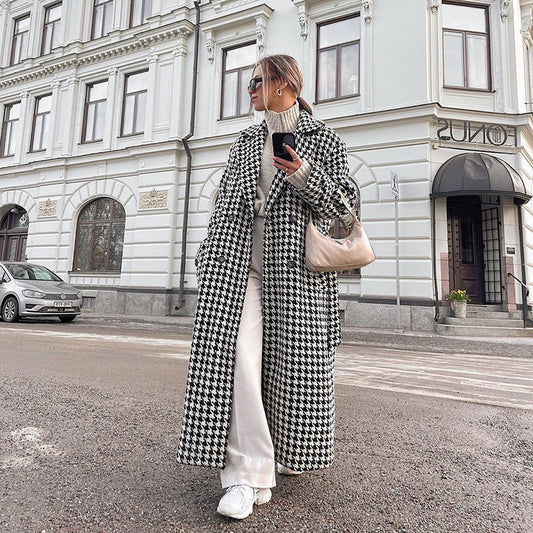 The Esme Houndstooth Coat