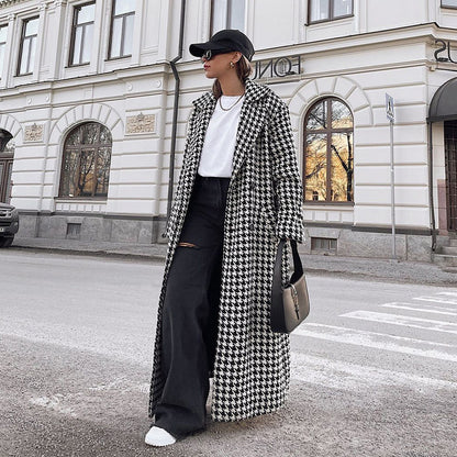 The Esme Houndstooth Coat