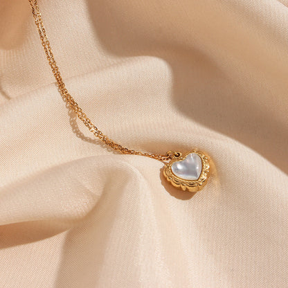 Vintage Shell Heart Pendant Necklace in 18K Gold Plated Steel