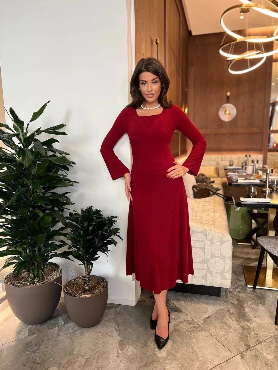 Wine red