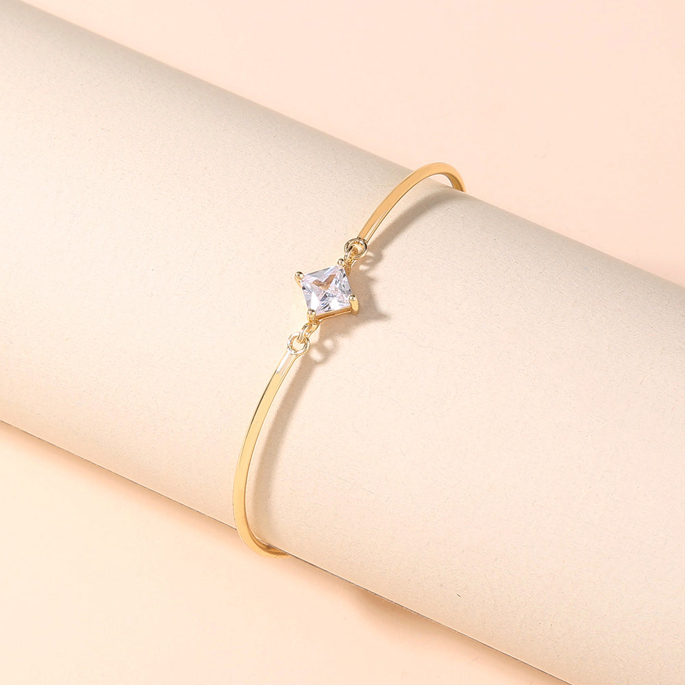 Gold Plated Pendant Bracelet